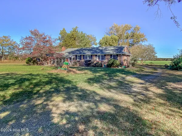 $385,000 | 4271 Caratoke Highway, Barco, NC 27917