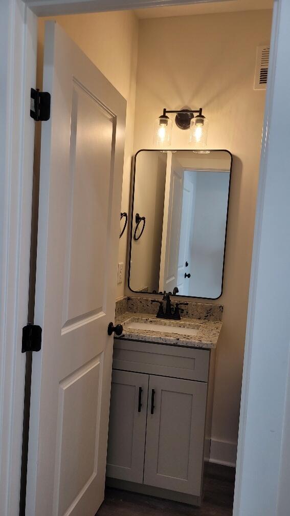 7466 Igou Gap Road Chattanooga, TN 37421 - Photo 13 of 27 Powder Room