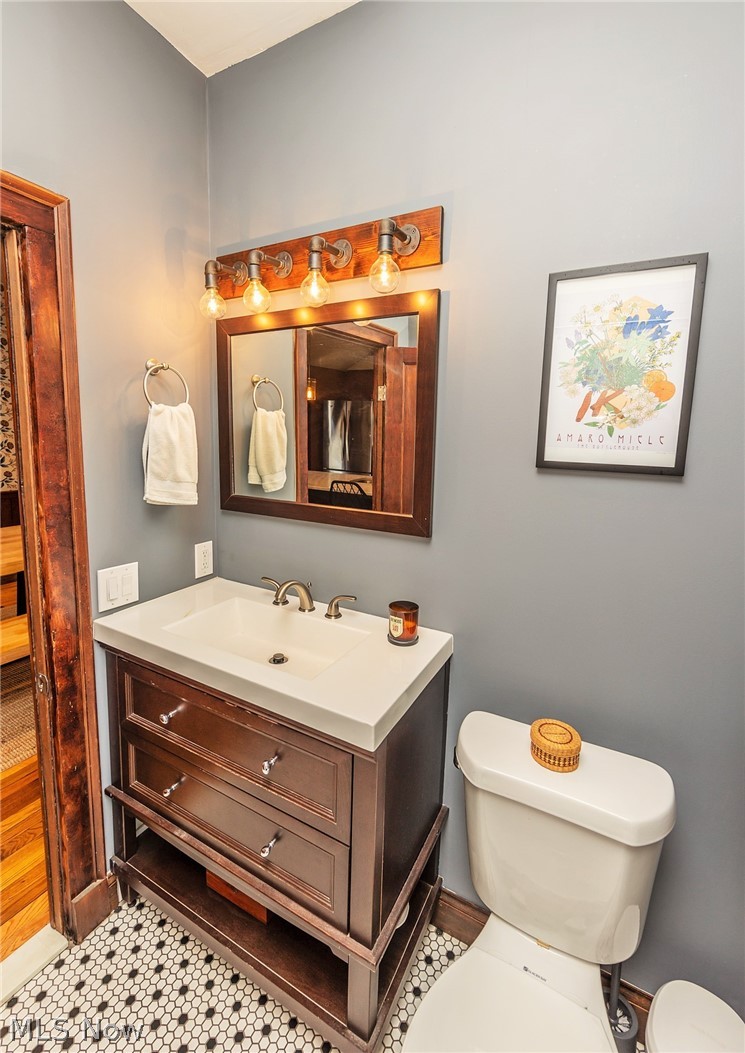 7421 Rutledge Avenue Cleveland, OH 44102 - Photo 20 of 40 Gallery Image 20