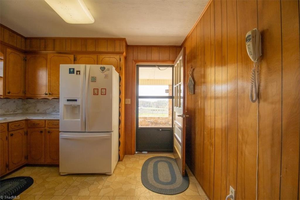 3556 White Plains Road Roaring River, NC 28669 - Photo 14 of 49