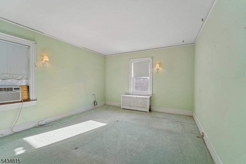 124 Walker Road West Orange, NJ 07052 - Photo 21 of 37