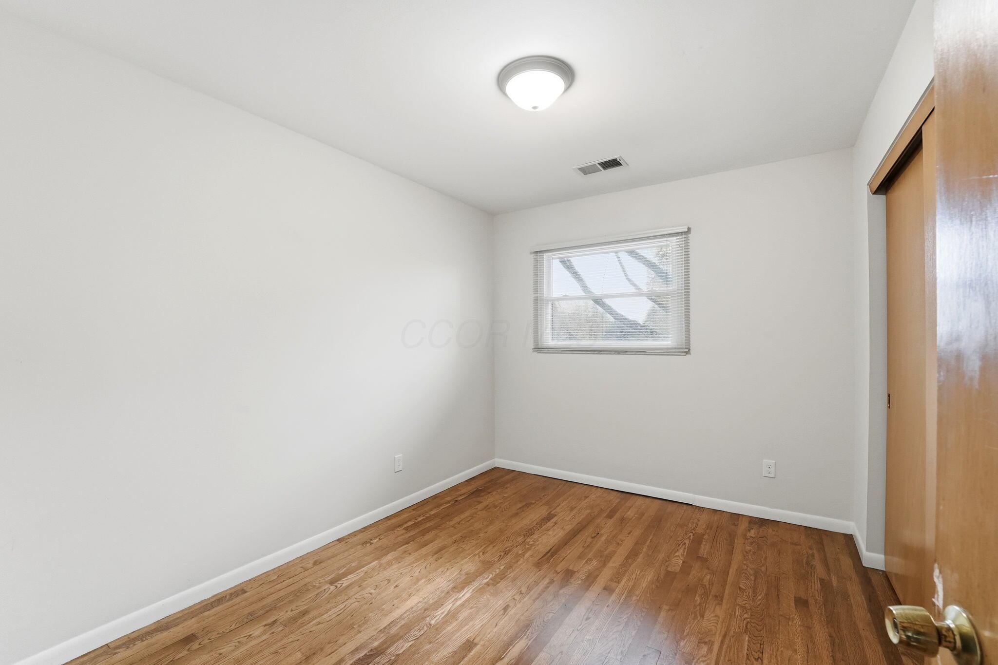 854 South Section Line Road Delaware, OH 43015 - Photo 35 of 60 Bedroom 2a