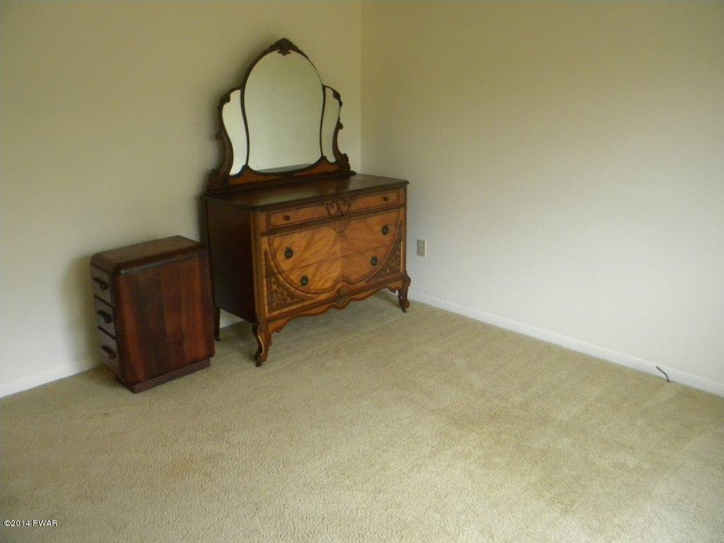 238 Dirk Road Tafton, PA 18464 - Photo 23 of 35 Gallery Image 23