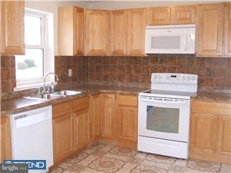 2726 Willits Road Philadelphia, PA 19152 - Photo 6 of 12 Gallery Image 6