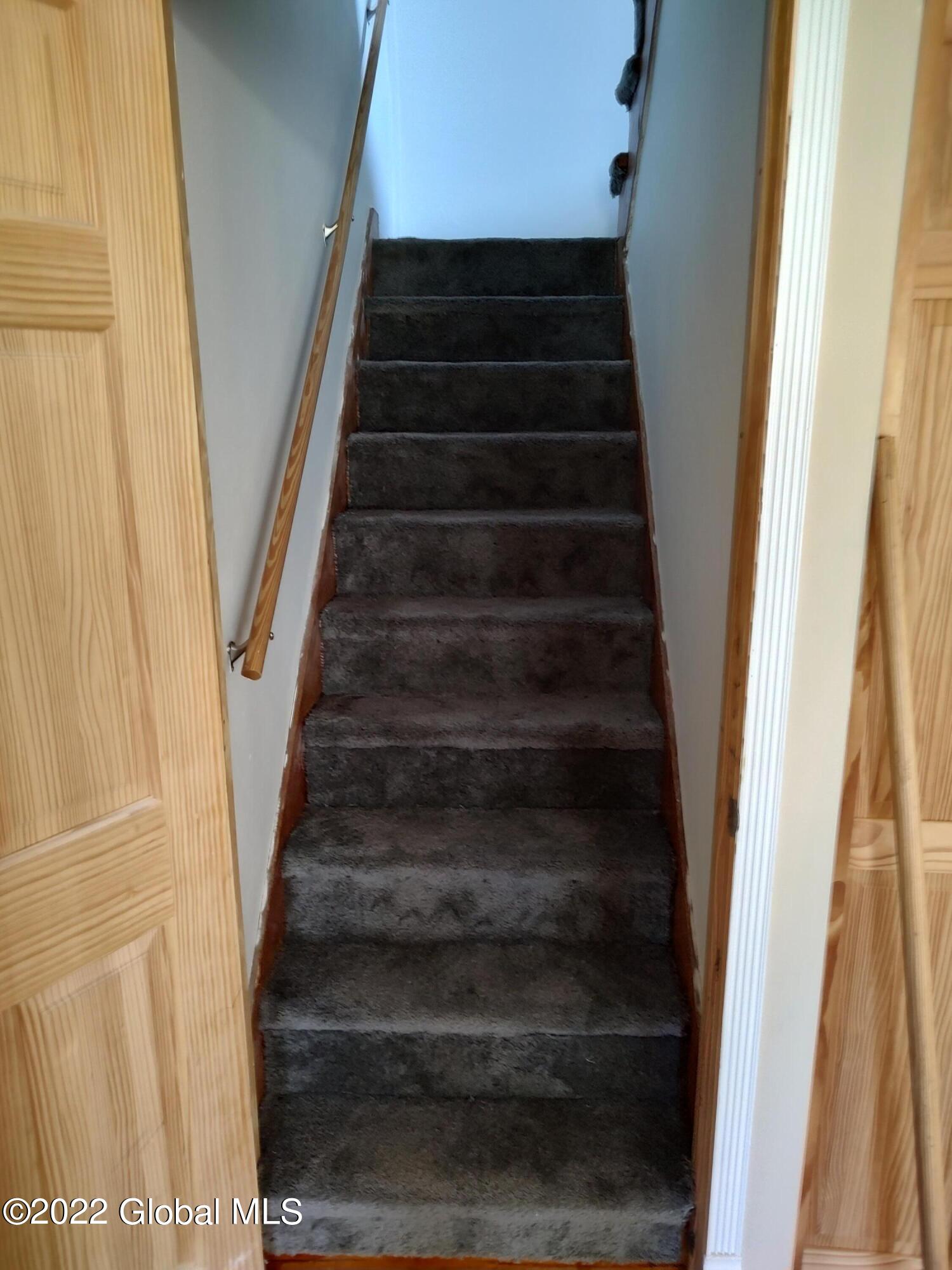 1042 Wavell Road Schenectady, NY 12303 - Photo 11 of 19 Stairs