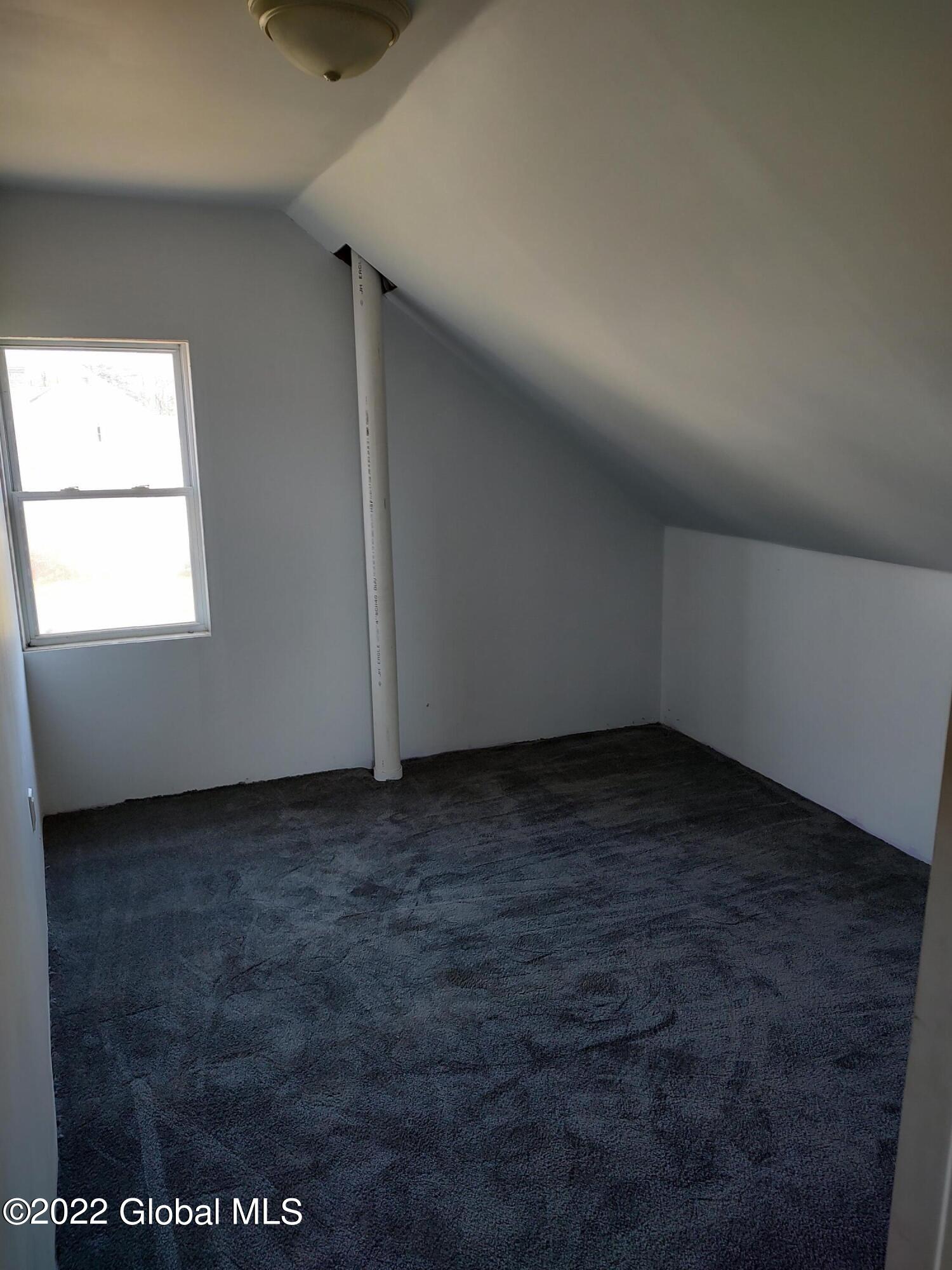1042 Wavell Road Schenectady, NY 12303 - Photo 12 of 19 Den