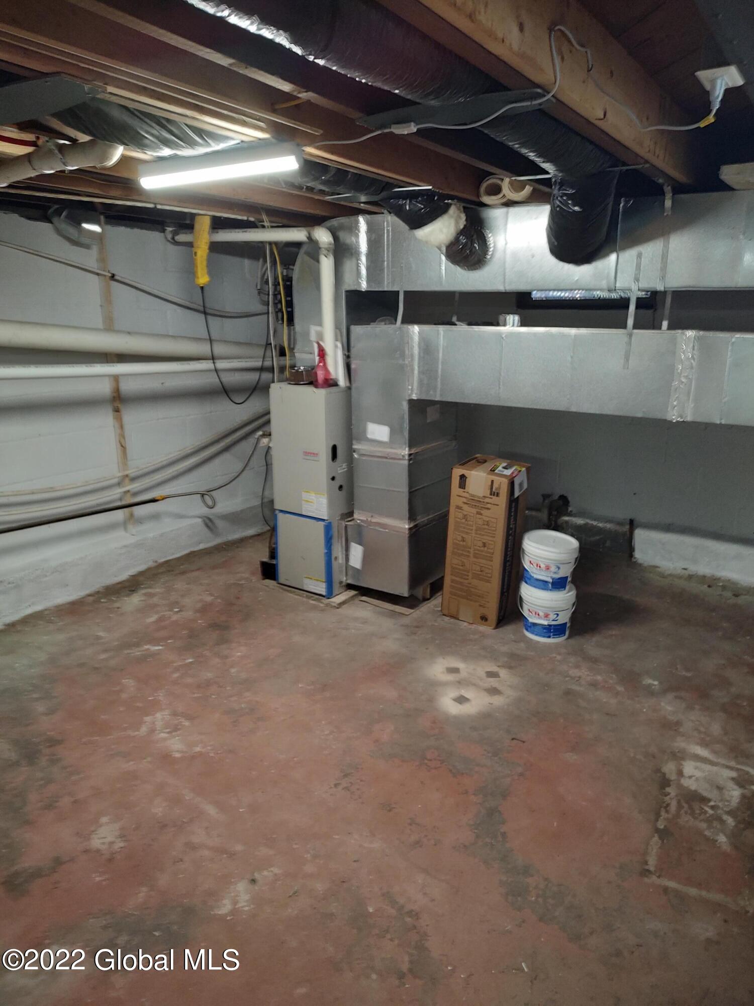 1042 Wavell Road Schenectady, NY 12303 - Photo 15 of 19 Basement 3