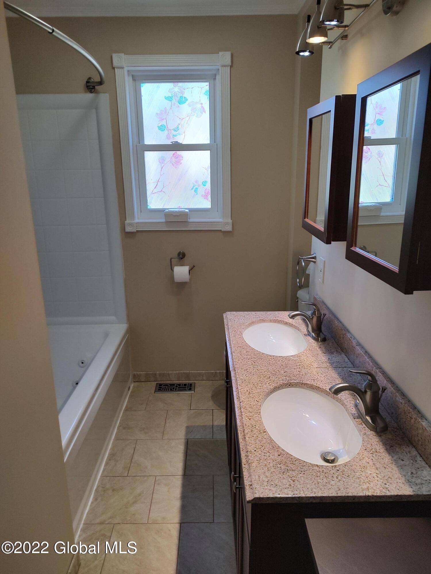 1042 Wavell Road Schenectady, NY 12303 - Photo 8 of 19 Bathroom