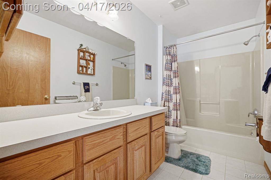 72689 Dequindre Road Leonard, MI 48367 - Photo 50 of 93