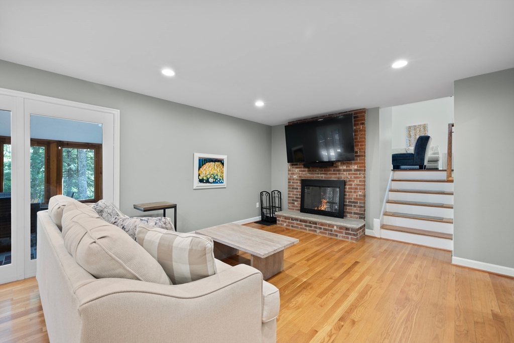 10 Fieldstone Way Boxford, MA 01921 - Photo 2 of 42
