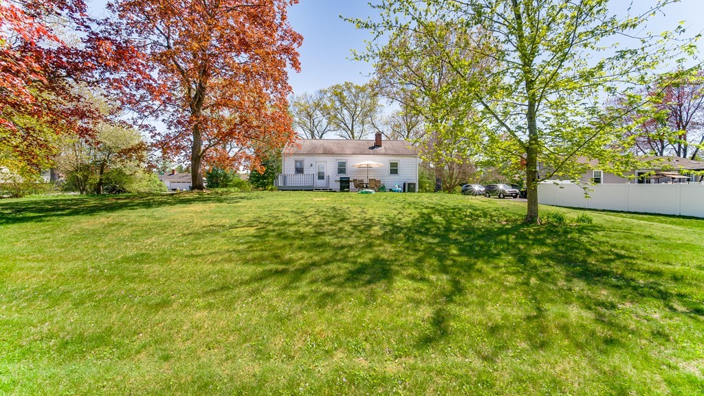 24 White Oak Road Springfield, MA 01128 - Photo 30 of 32