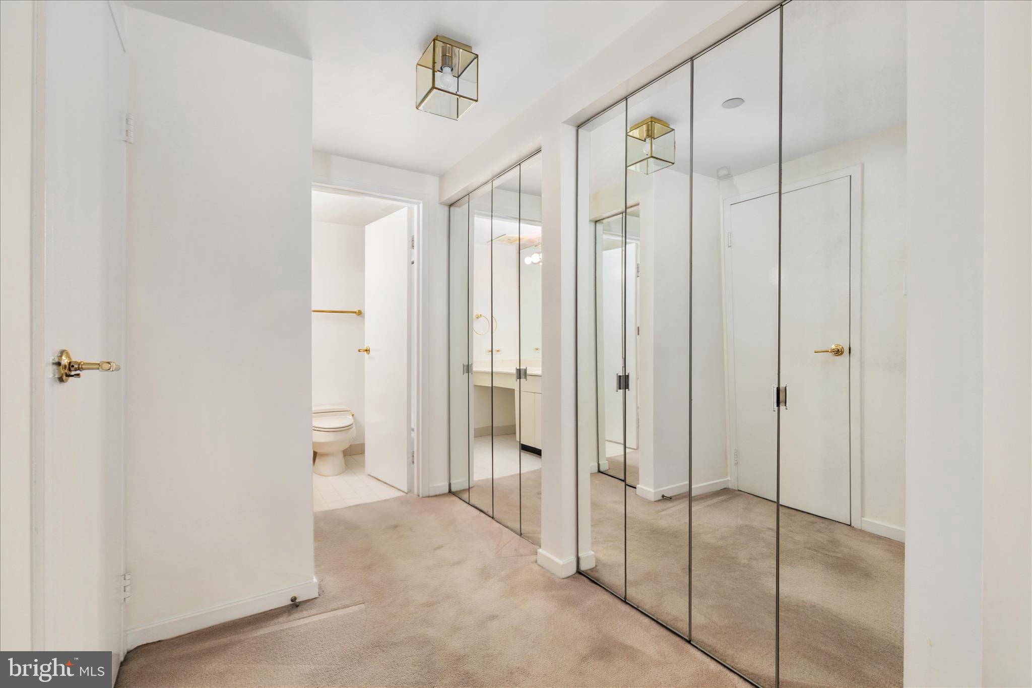 1530 Key Boulevard, Unit 401 Arlington, VA 22209 - Photo 18 of 32