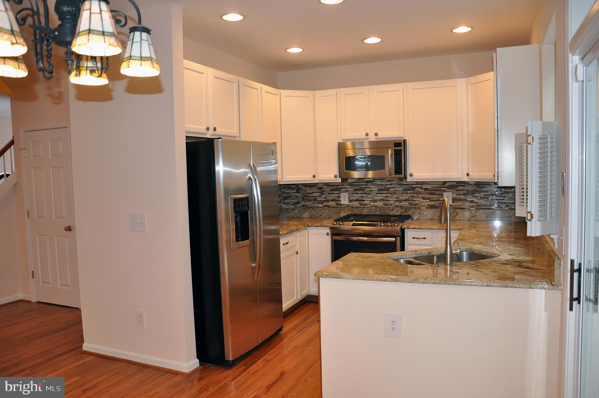 1221 Wild Hawthorn Way Reston, VA 20194 - Photo 14 of 28 Gallery Image 14