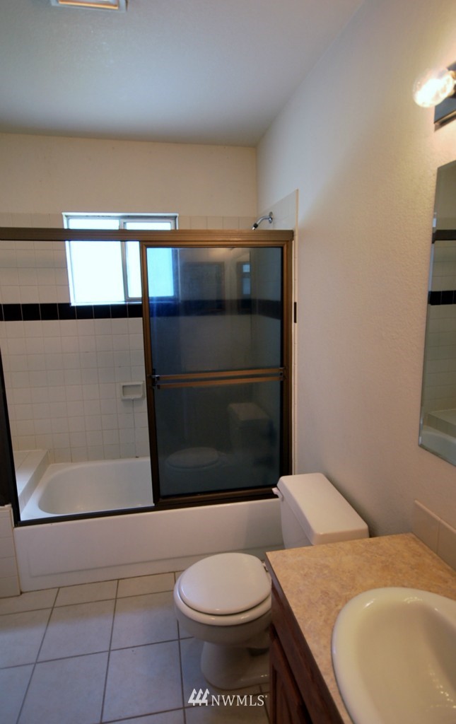 4755 Banner Road Southeast Port Orchard, WA 98366 - Photo 11 of 13 Gallery Image 11