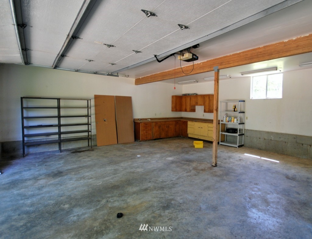 4755 Banner Road Southeast Port Orchard, WA 98366 - Photo 5 of 13 Gallery Image 5