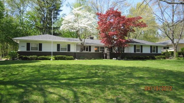 229 West Ridge Circle Kalamazoo, MI 49009 - Photo 1 of 19 Primary Photo