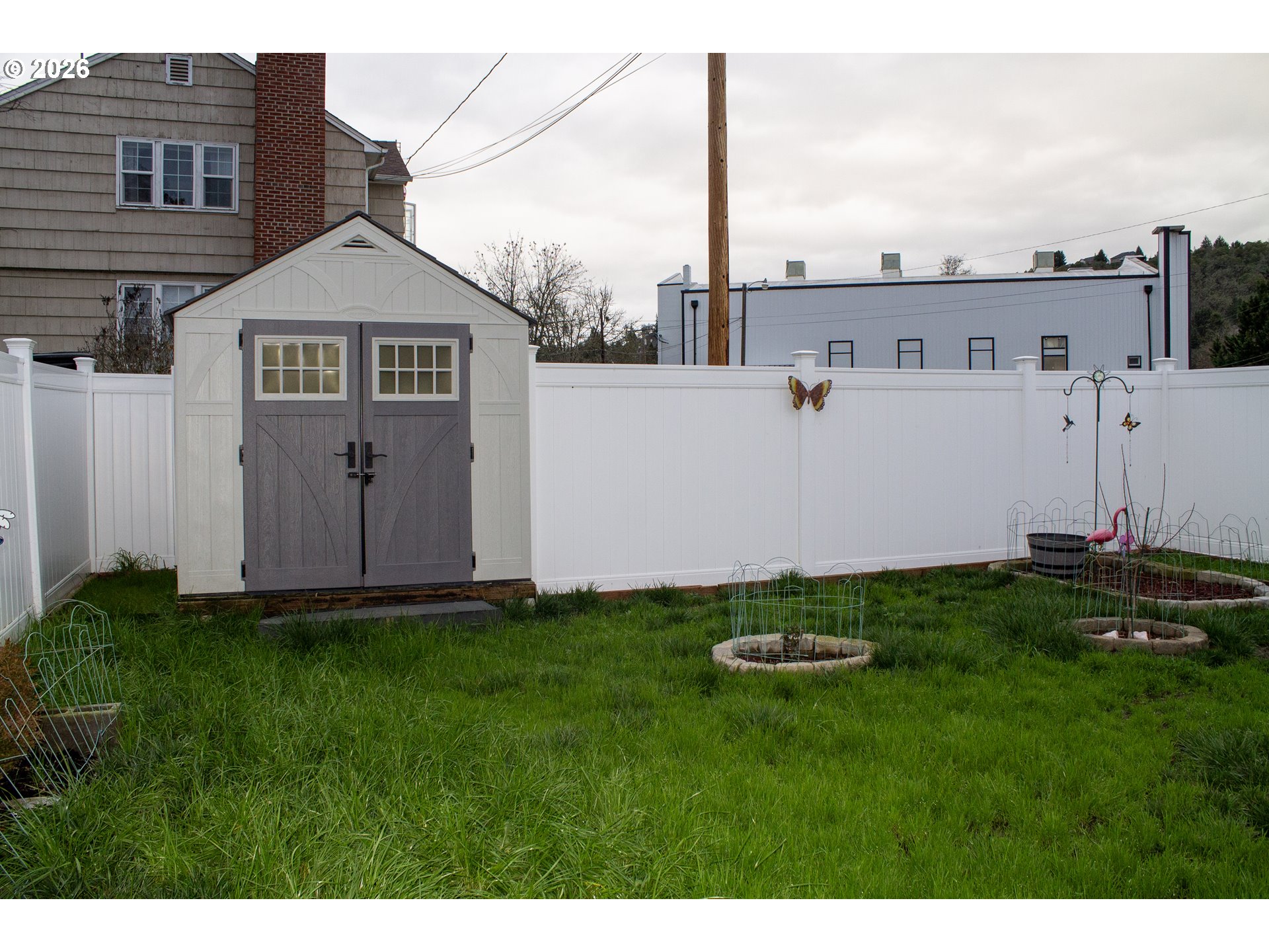 334 Northeast Nash Street Roseburg, OR 97470 - Photo 17 of 21 Parking