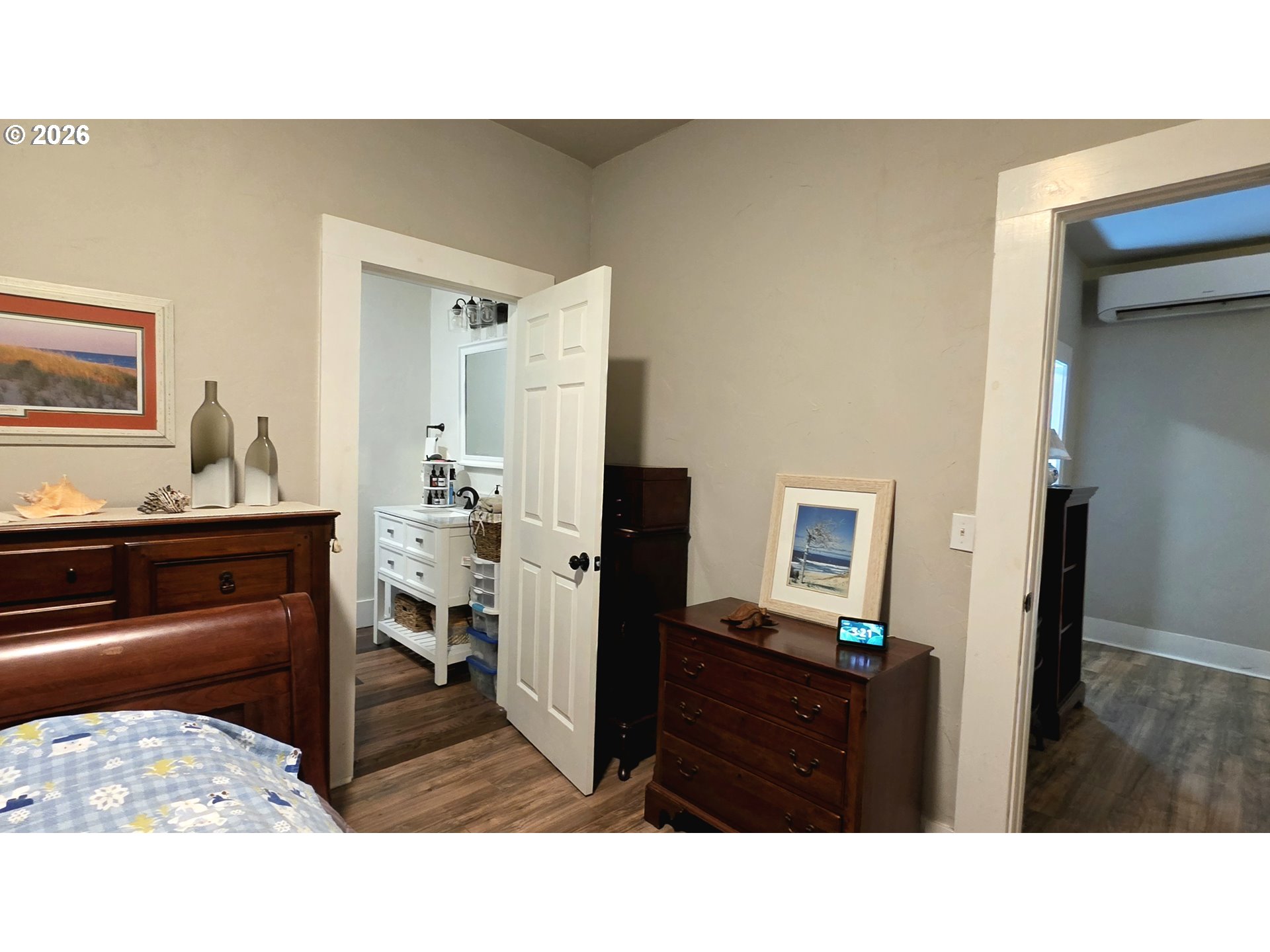 334 Northeast Nash Street Roseburg, OR 97470 - Photo 9 of 21 Bedroom