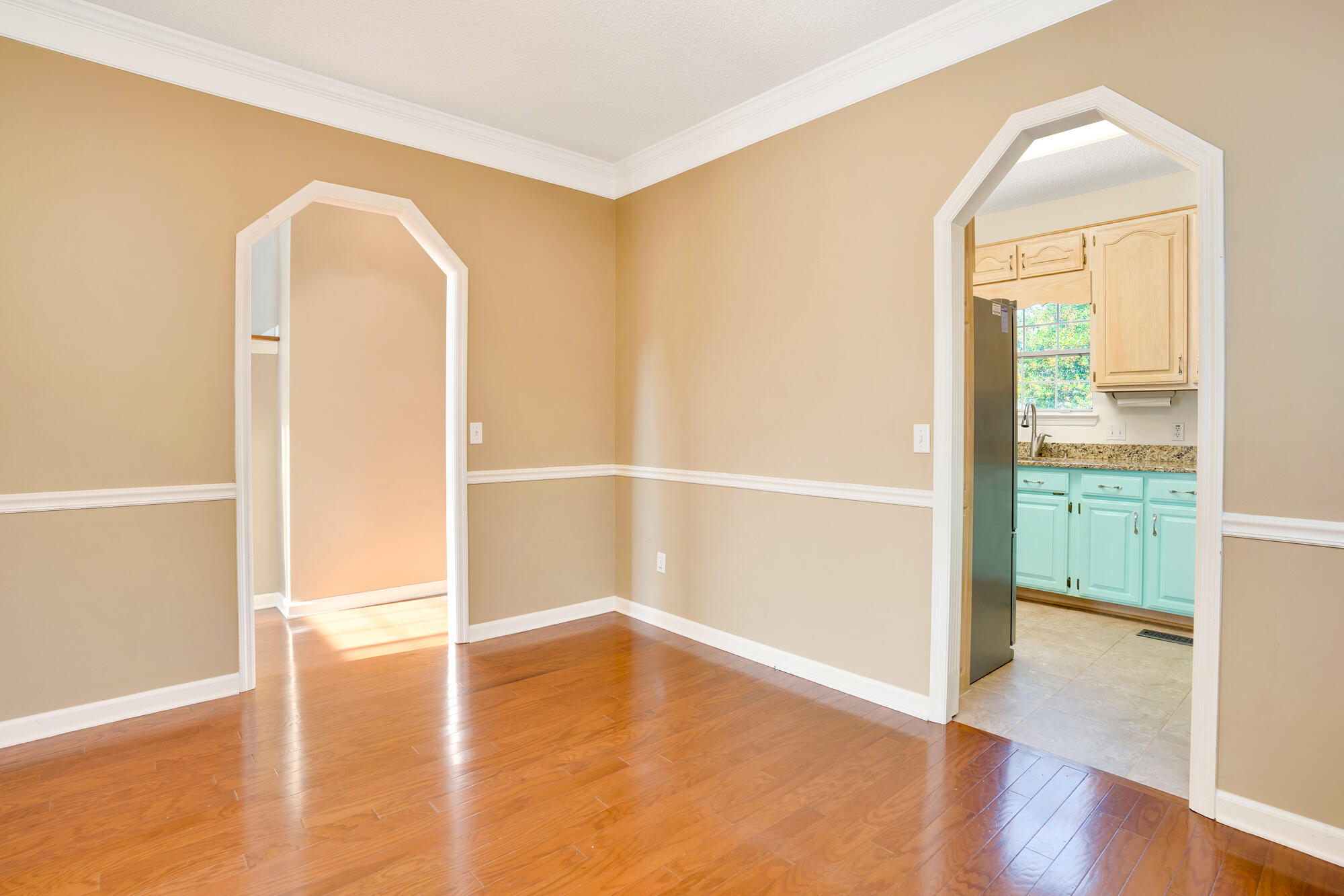 2021 Hamilton Brow Path Chattanooga, TN 37421 - Photo 12 of 41 Formal Dining
