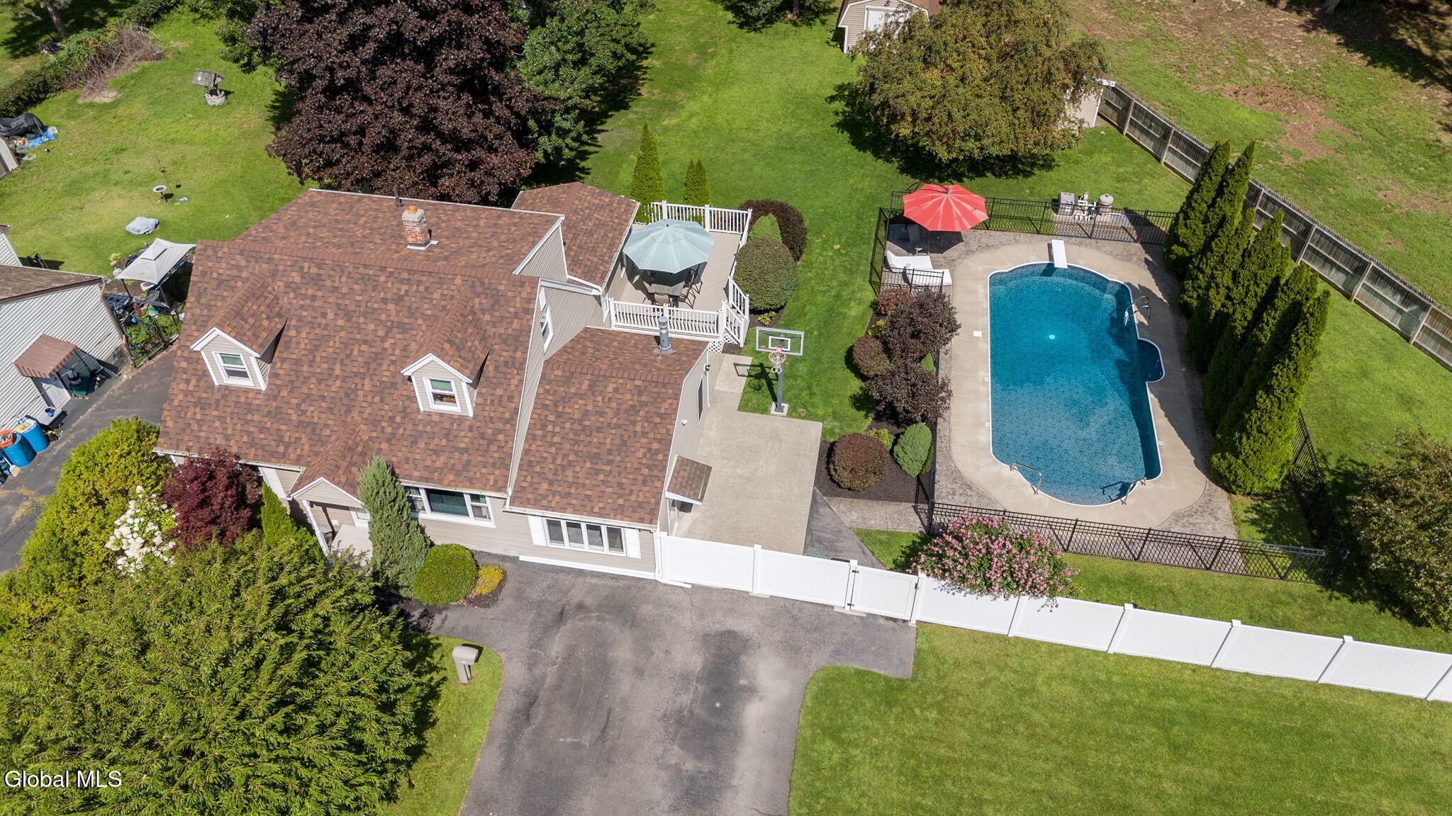 1145 Barber Drive Rotterdam, NY 12303 - Photo 45 of 52 49-web-or-mls-1145-barber-dr