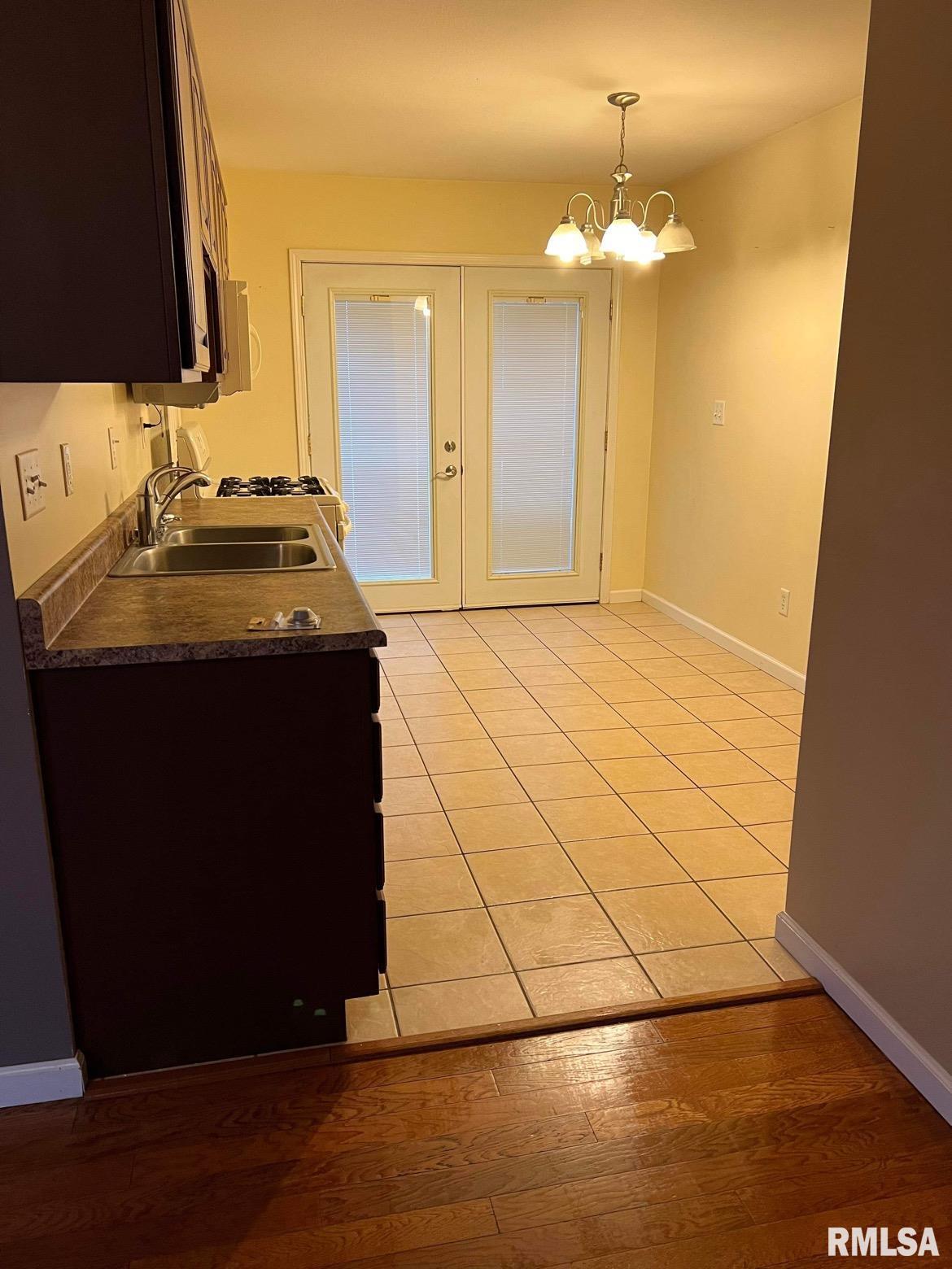 306 Hamilton Road Marquette Heights, IL 61554 - Photo 12 of 13 Gallery Image 12