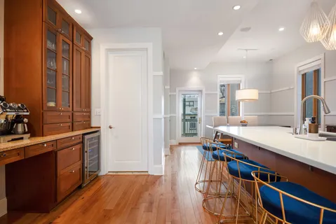 $6,300 | 1065 North Marshfield Avenue, Unit 2, Chicago, IL 60622