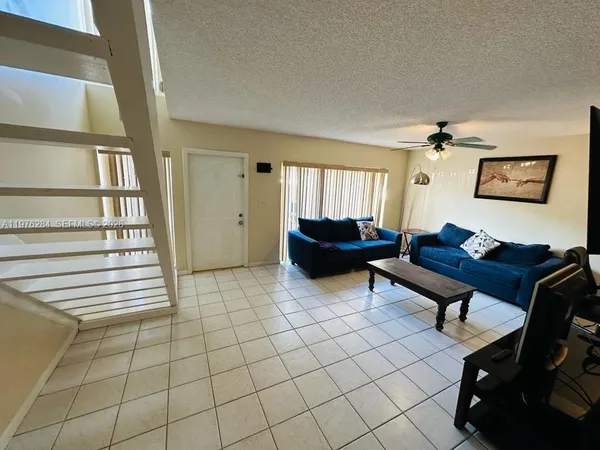 $2,750 | 846 Northwest 81st Terrace, Unit 6, Plantation, FL 33324