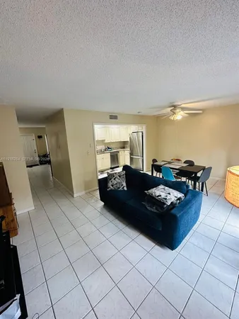 $2,750 | 846 Northwest 81st Terrace, Unit 6, Plantation, FL 33324