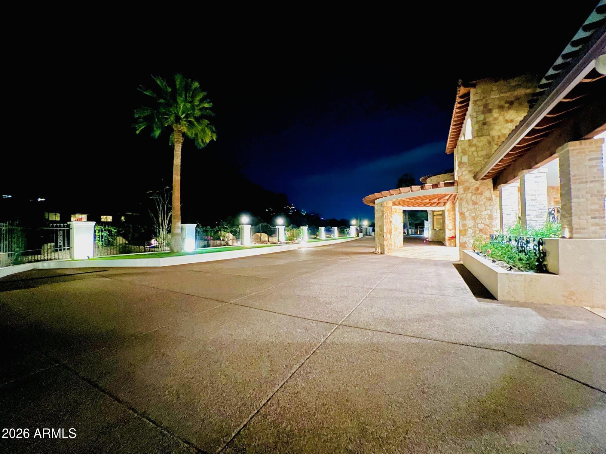 4937 East Rockridge Road Phoenix, AZ 85018 - Photo 114 of 126