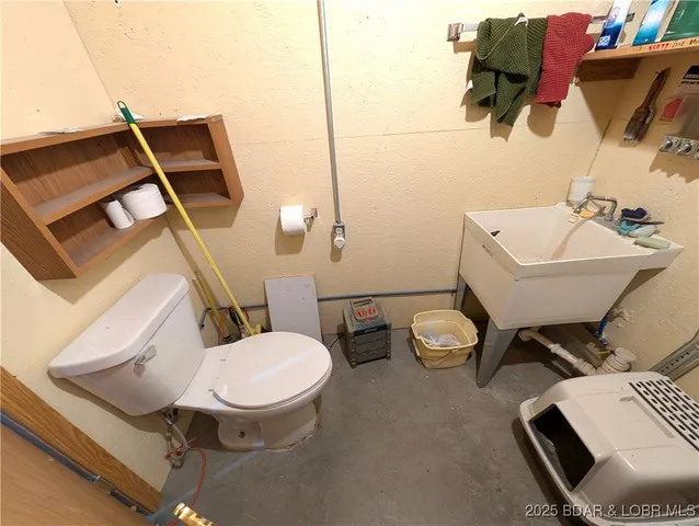 $374,900 | 19304 South Marvin Road, Barnett, MO 65011