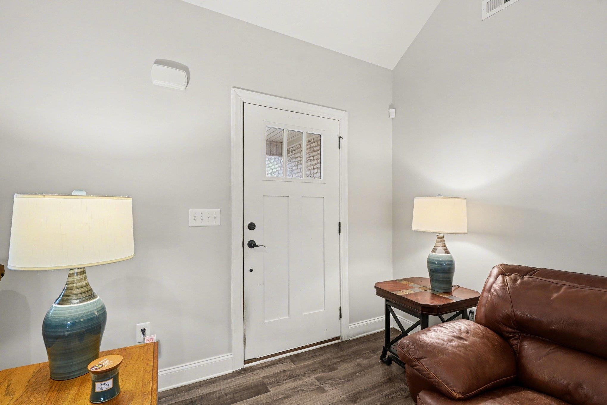 903 Love Springs Road Cowpens, SC 29330 - Photo 8 of 32