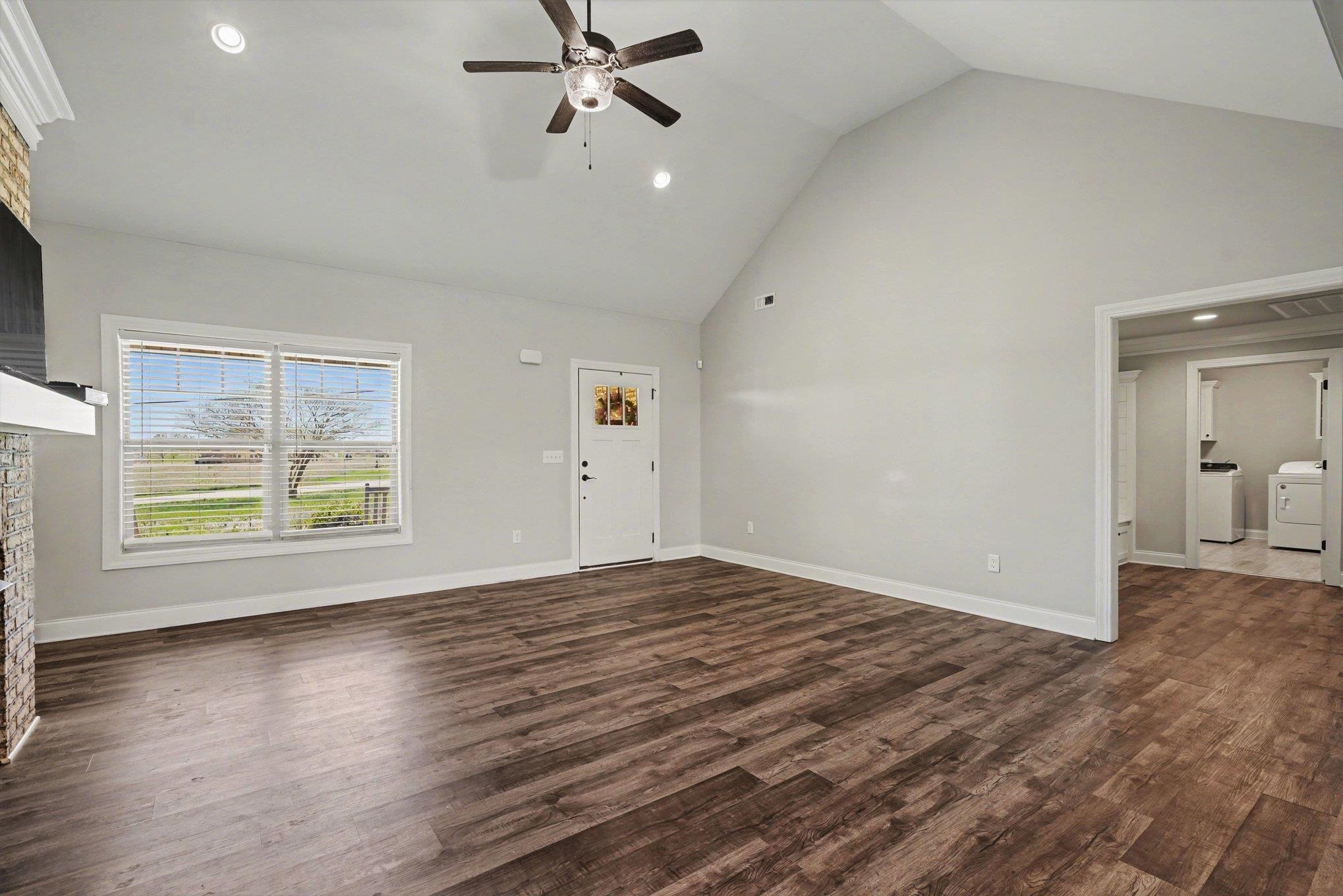 903 Love Springs Road Cowpens, SC 29330 - Photo 10 of 32