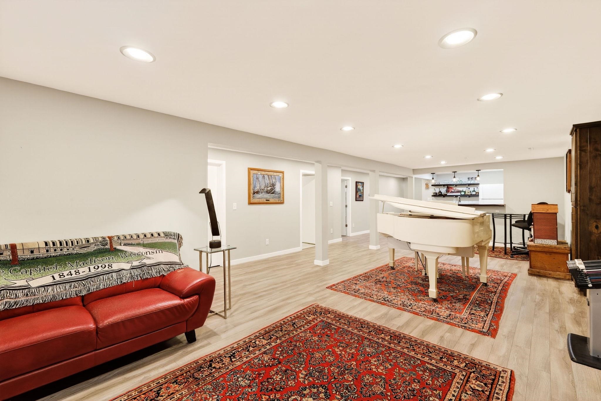 460 Nygaard Street Oregon, WI 53575 - Photo 26 of 60