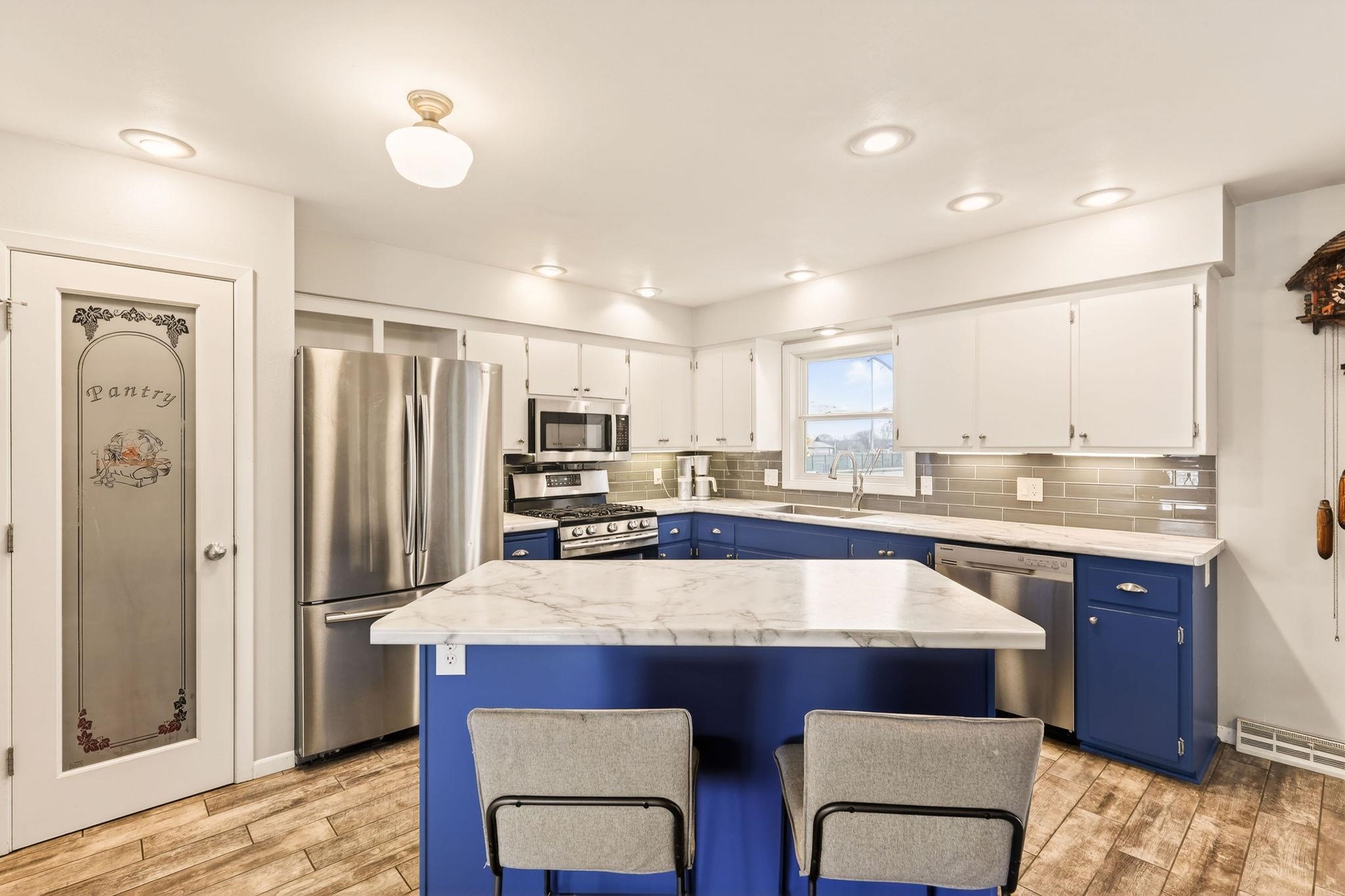 460 Nygaard Street Oregon, WI 53575 - Photo 4 of 60