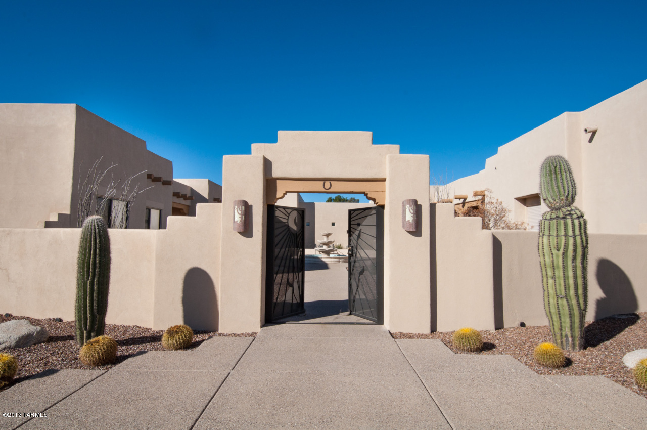 10420 East Fort Lowell Road Tucson, AZ 85749 - Photo 3 of 43 Gallery Image 3