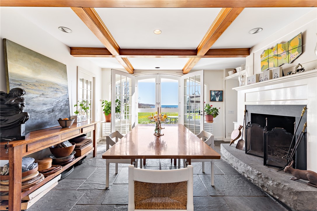 72 Fogland Road Tiverton, RI 02878 - Photo 13 of 45