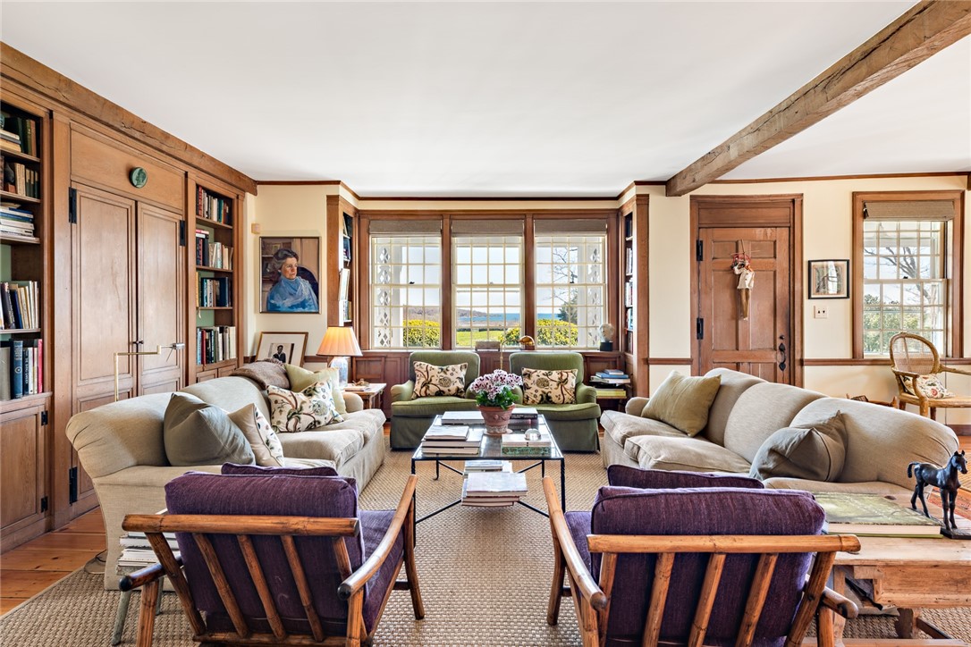 72 Fogland Road Tiverton, RI 02878 - Photo 20 of 45