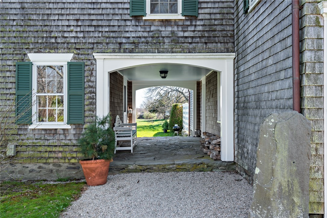 72 Fogland Road Tiverton, RI 02878 - Photo 33 of 45