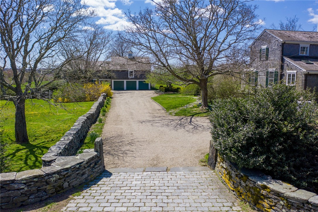 72 Fogland Road Tiverton, RI 02878 - Photo 8 of 45