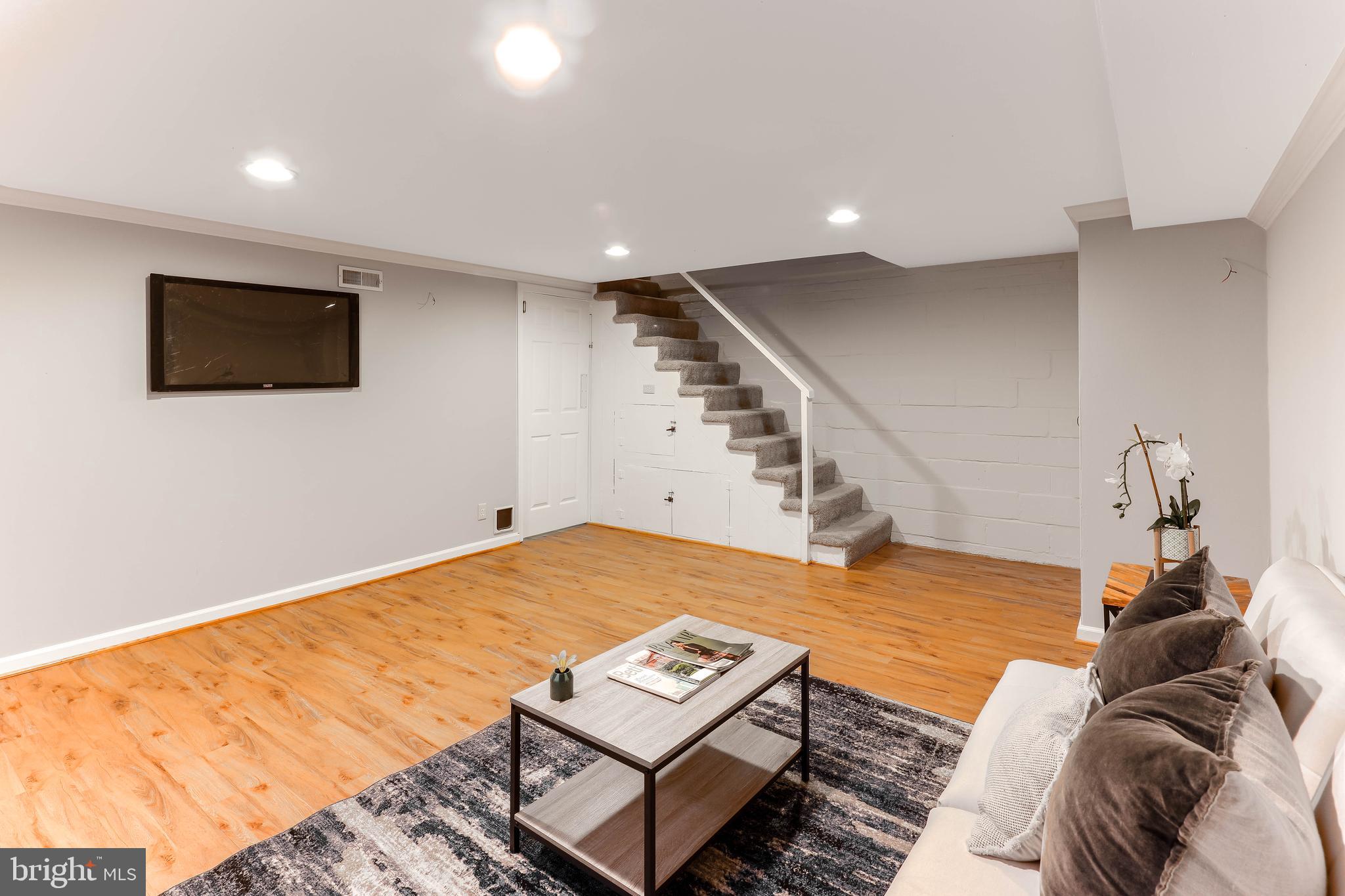 6423 Pinehurst Road Baltimore, MD 21212 - Photo 24 of 28