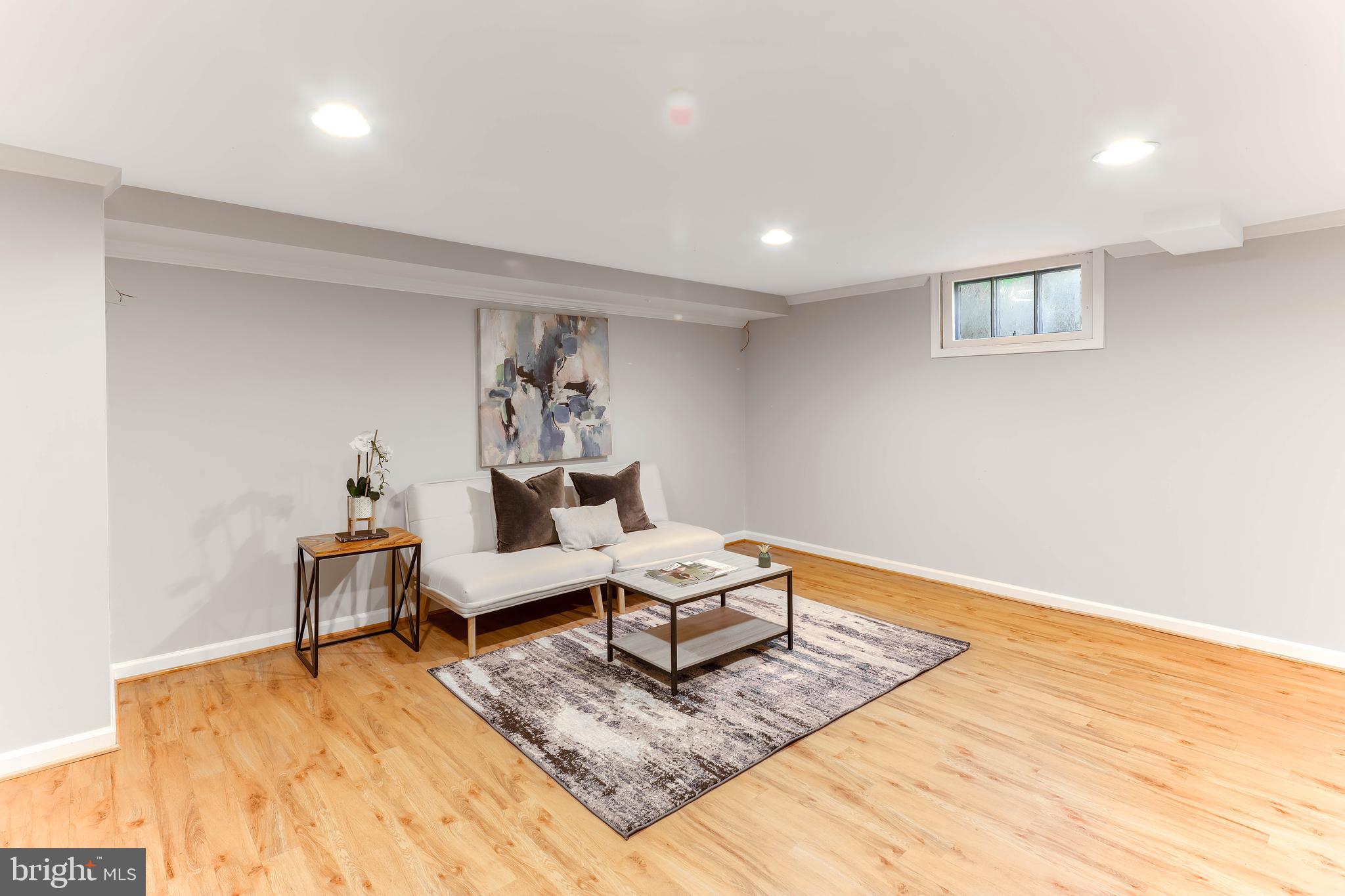 6423 Pinehurst Road Baltimore, MD 21212 - Photo 25 of 28