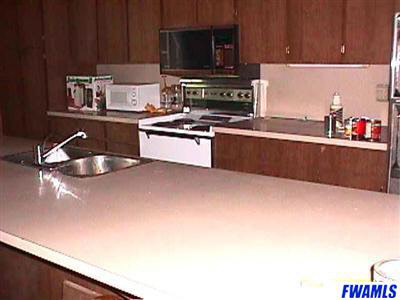 7131 Thompson Road Hoagland, IN 46745 - Photo 3 of 7