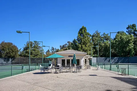 $499,000 | 1971 Candice Court, Unit 64, Fallbrook, CA 92028