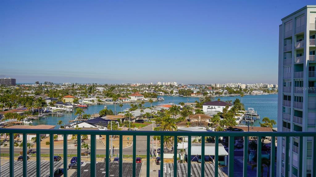 400 64th Avenue, Unit 908 St. Pete Beach, FL 33706 - Photo 4 of 49