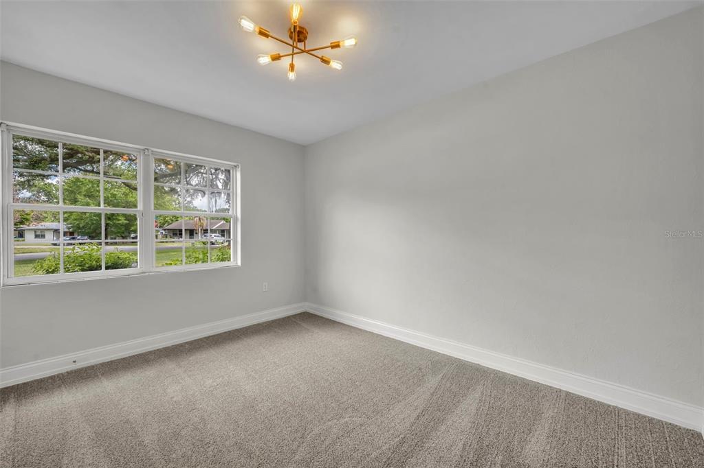 4234 Kendrick Road Orlando, FL 32804 - Photo 30 of 46 an empty room with a window