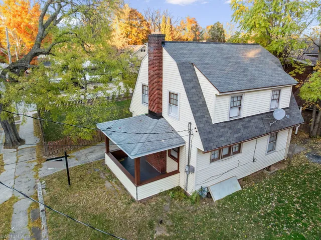 $89,900 | 233 Oakwood Avenue, Rockford, IL 61101