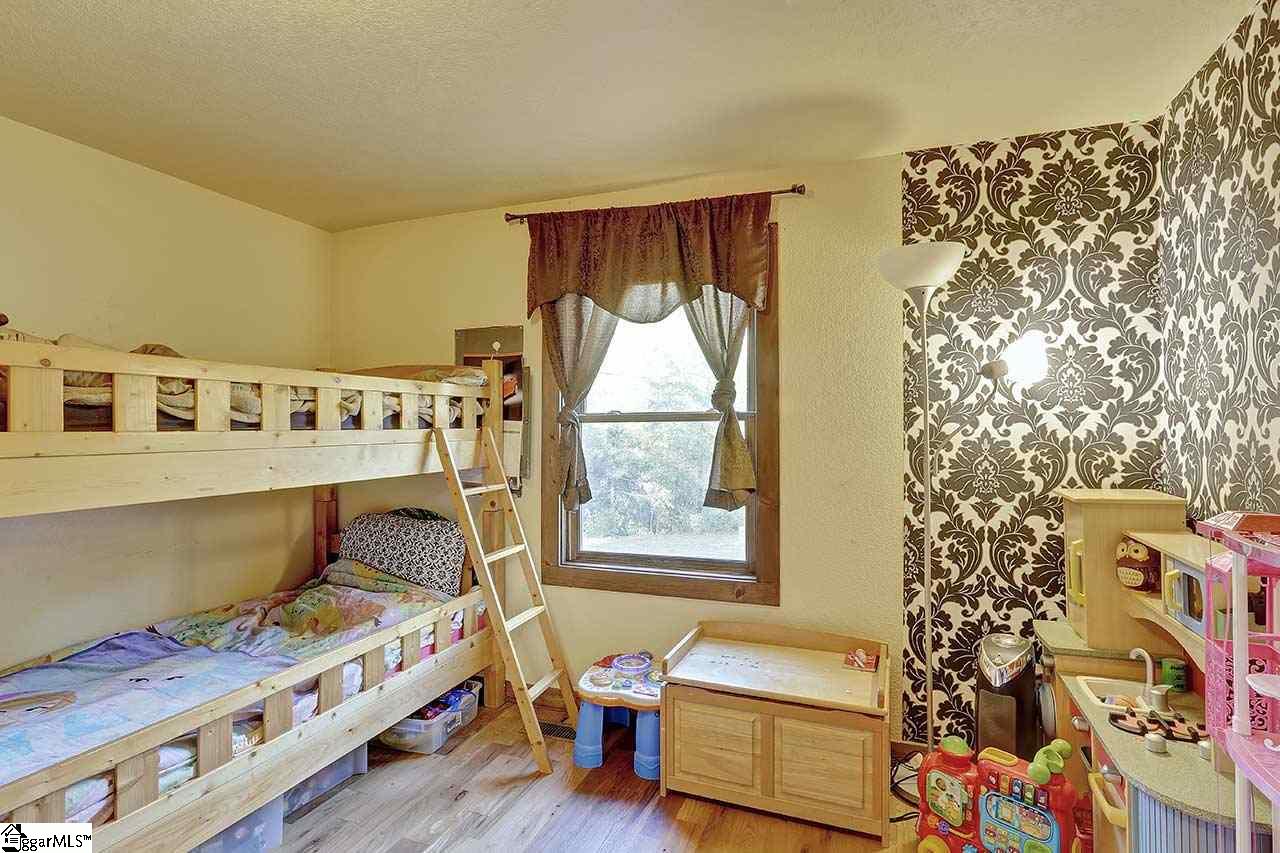 156 Trammell Road Marietta, SC 29661 - Photo 14 of 24