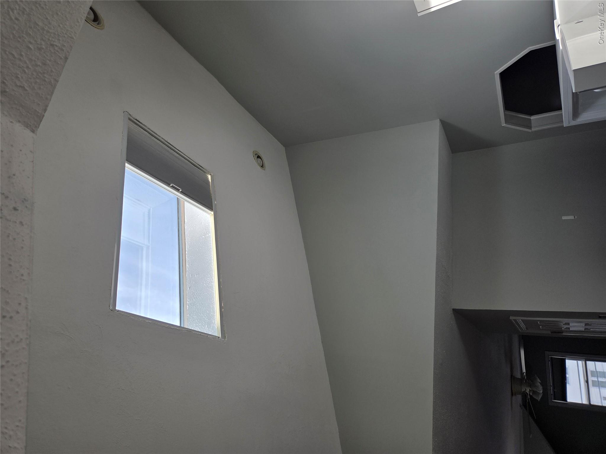 58 Juniper Road Port Washington, NY 11050 - Photo 10 of 13