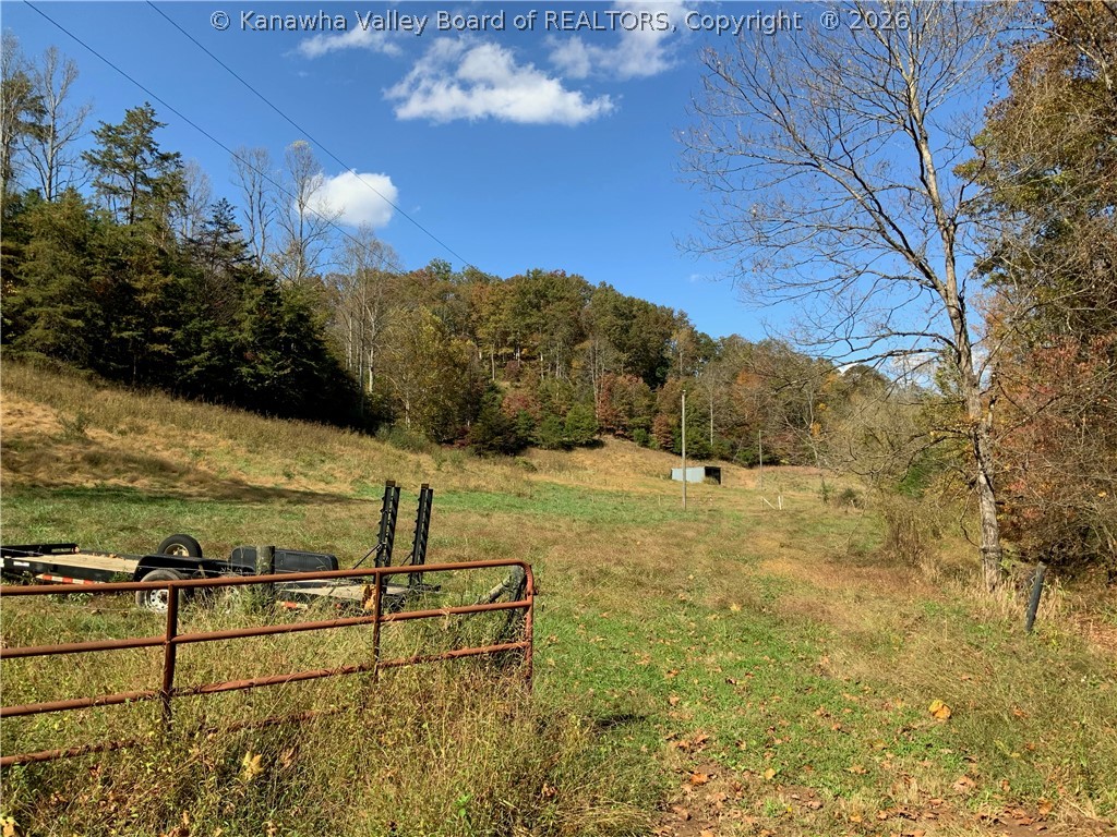 447 County Road 34/3 Ripley, WV 25271 - Photo 16 of 22 Gallery Image 16