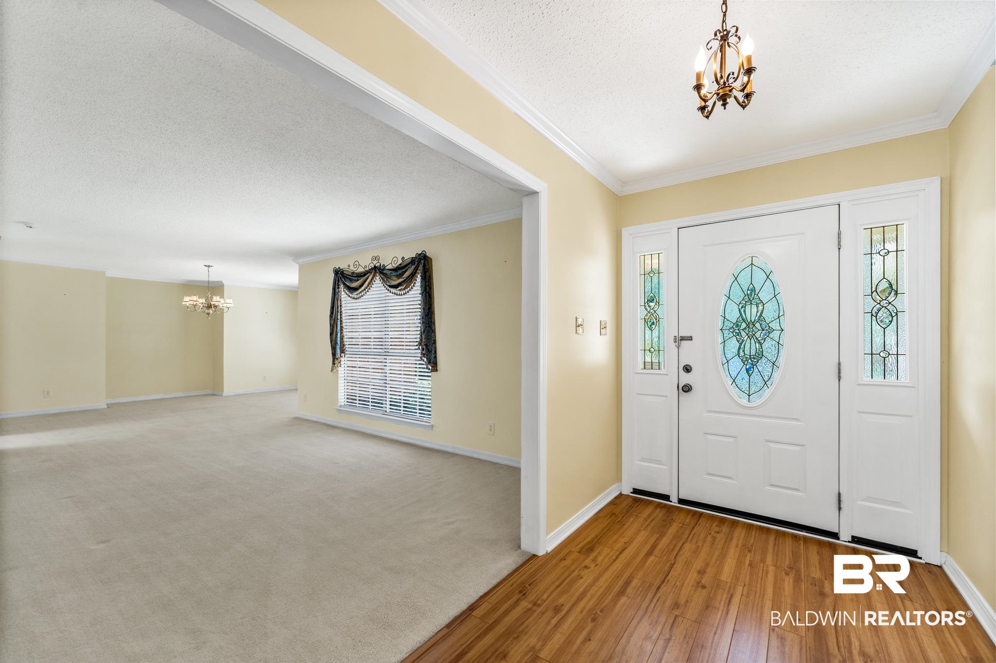 111 Dewitt Loop Daphne, AL 36526 - Photo 2 of 23 Foyer
